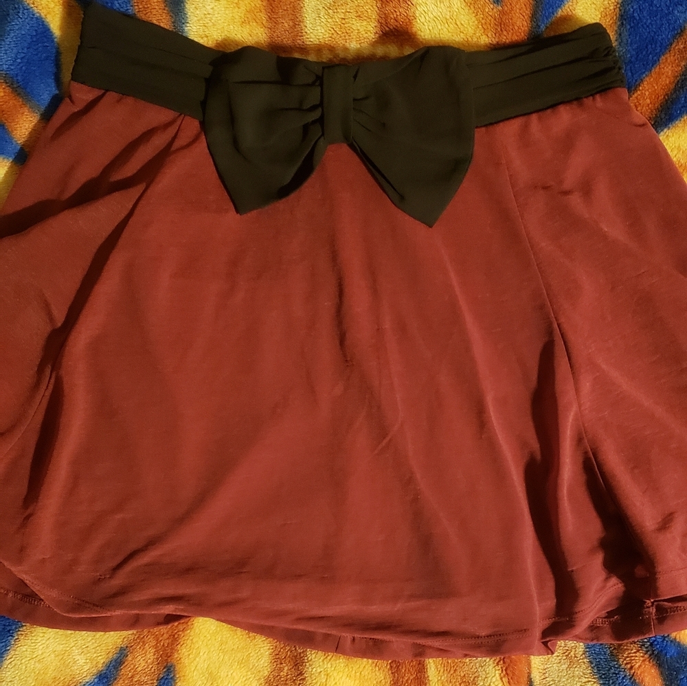 Cute burgundy skirt